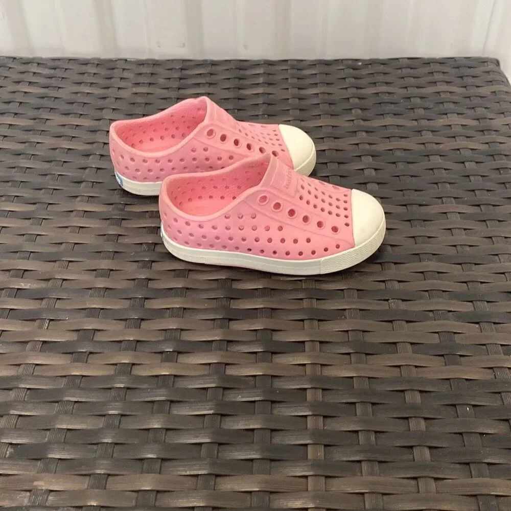 Native Jeffersons children’s size 6